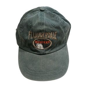 VINTAGE HOOTERS Ft. Lauderdale green baseball cap/hat like new condition